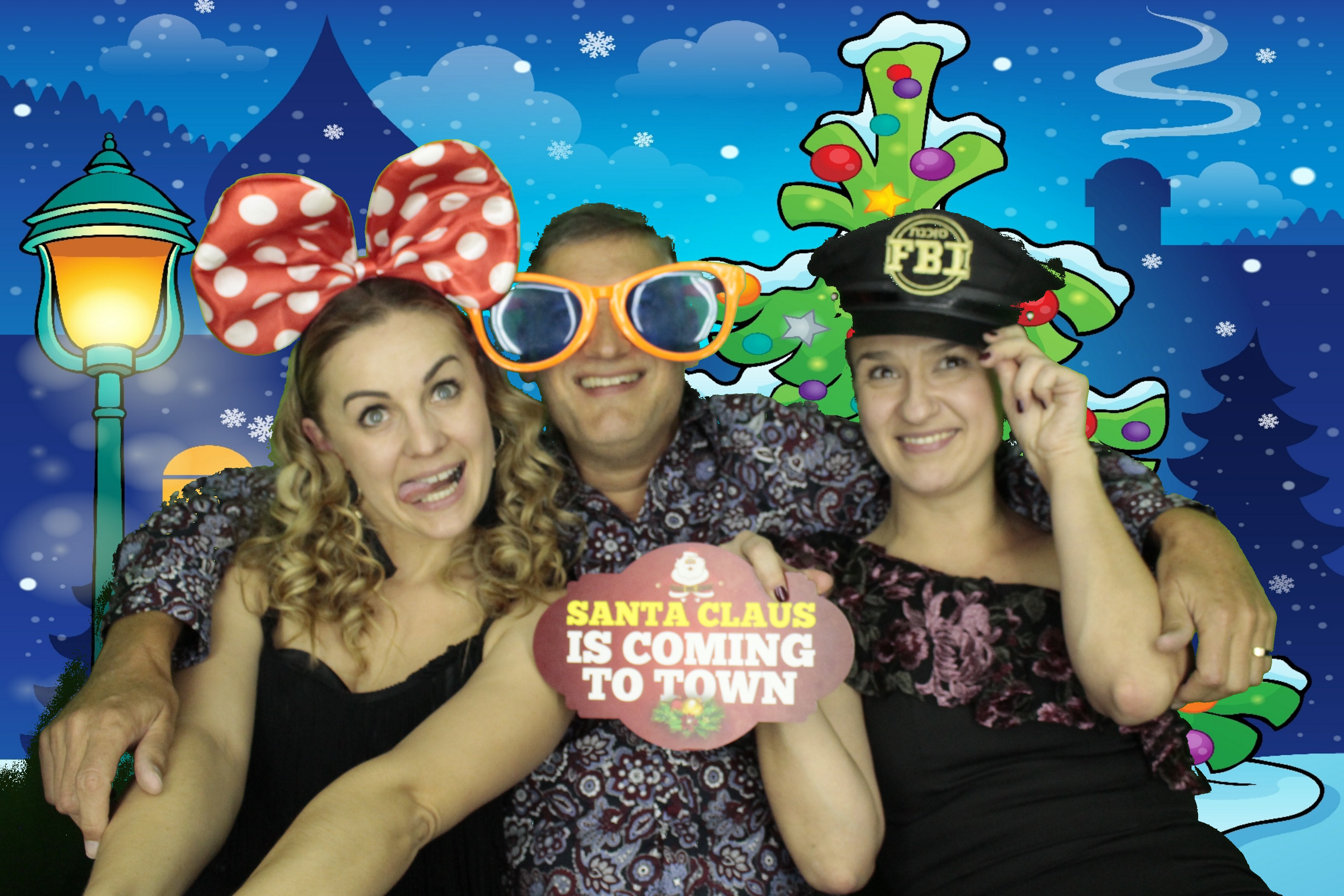 Ocean Network Express Christmas Party 2019 | View more photos from the event at gallery.myphotoboothexperience.co.uk/u/MyPhotoBoothExperienceLtd/Ocean-Network-Express-Christmas-Party-2019